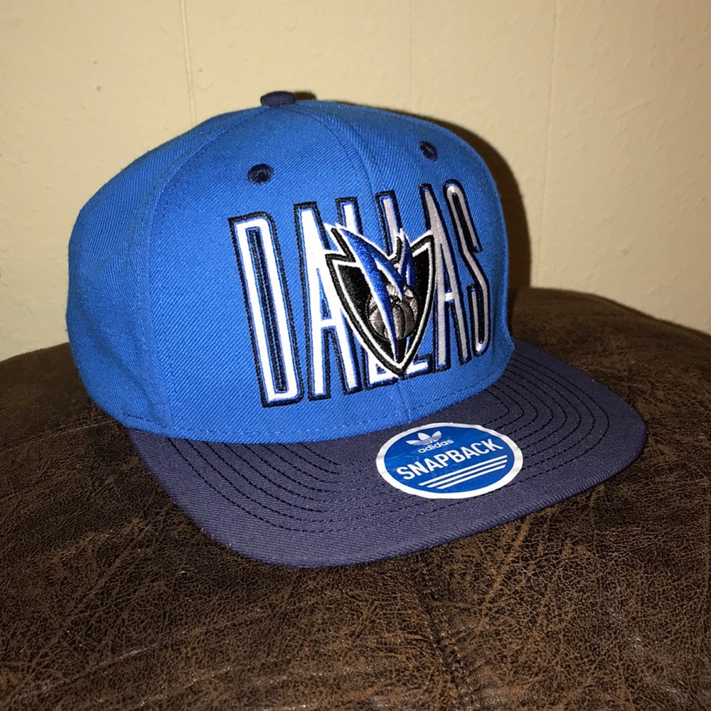 Dallas Mavericks SnapBack